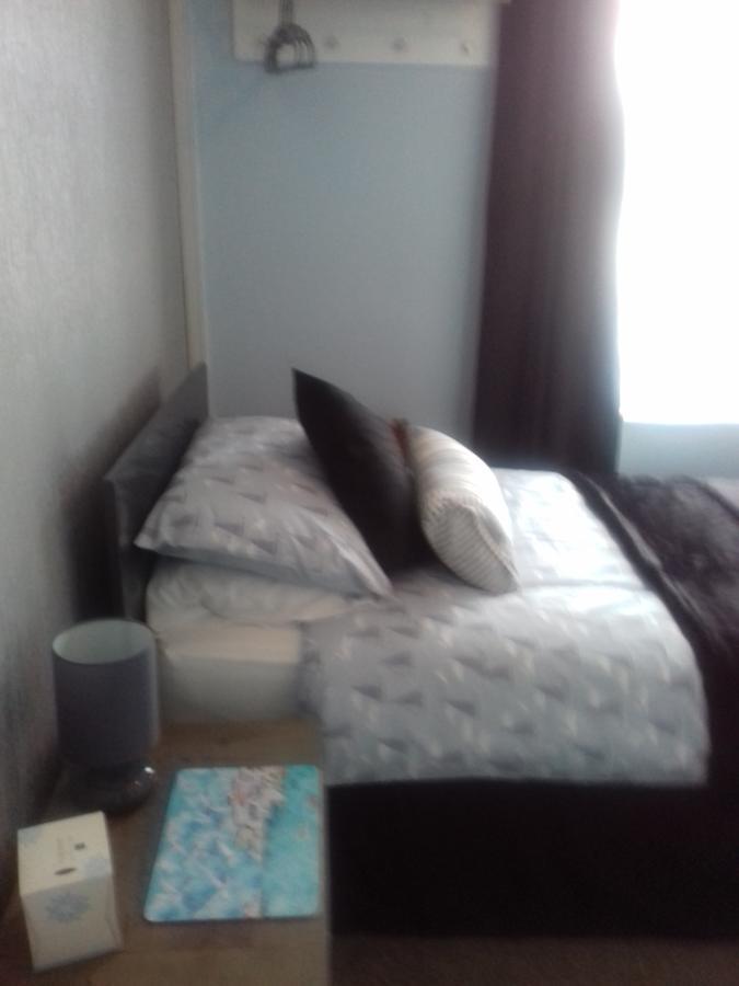 South Rising Guest House Poole Eksteriør billede